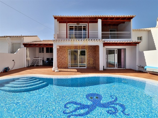Superbe maison 4 chambres avec piscine chaufée et garage - Praia Da Luz, Lagos