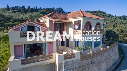 (For Sale) Residential Residence complex || Zakynthos (Zante)/Alikes - 288 Sq.m, 5 Bedrooms, 600.000