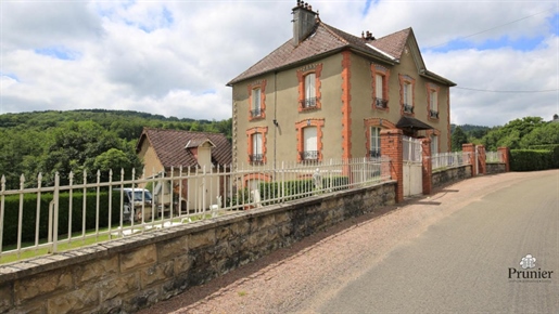 House for sale on 6 966 m² of land at the entrance to a village of the Morvan