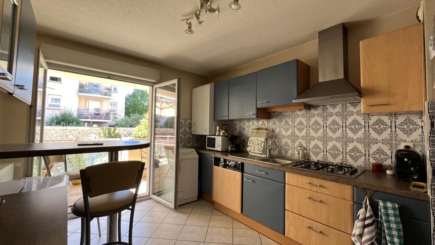 78 m² apartment with balcony, terrace and garden for sale in the heart of town