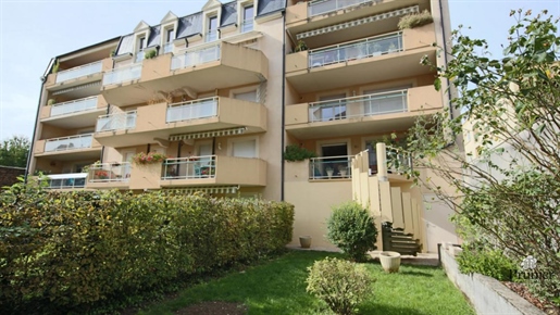 Appartement de 78 m² avec balcon, terrasse et jardin à vendre en coeur de ville