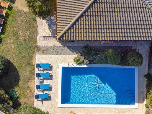 Casa con piscina y licencia turística