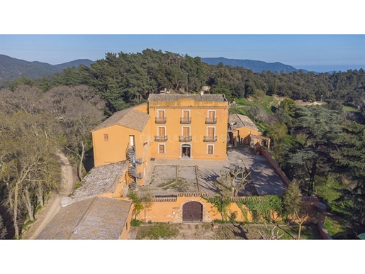 Country property with 100ha of land and breathtaking 360° views