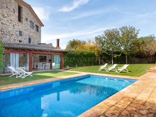 Beautiful house with swimming pool in Torrent