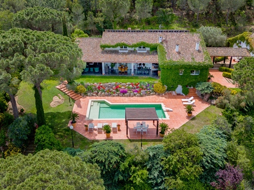 Exceptional property of more than 5000m2 in Golf Costa Brava