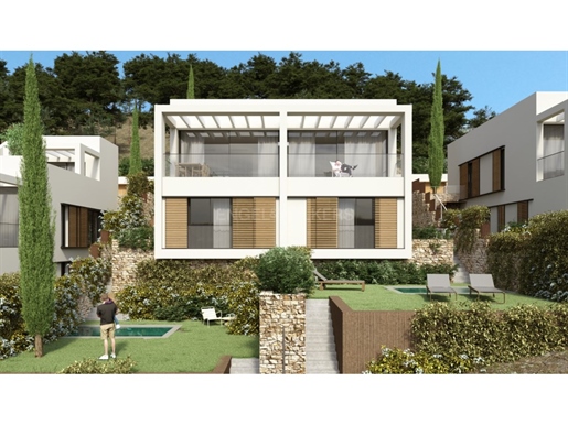 Casa de nueva construcción en Begur