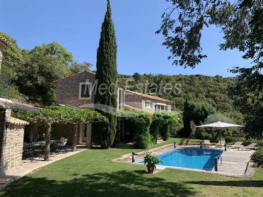 Authentic Bastide plus guest house with great open views