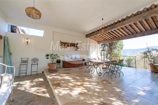 Charming property with Gîte - lovely views onto the countryside