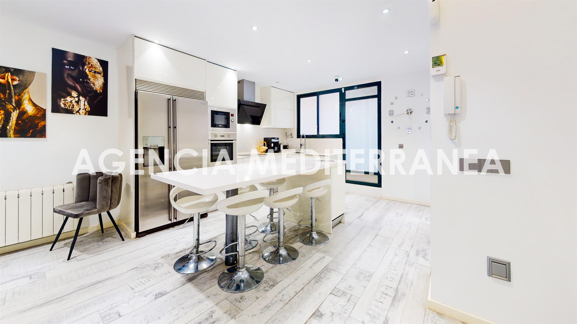 Spacious semi-detached villa in pedestrian area in Bonrepós i Mirambell