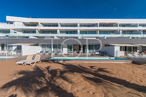 Appartement exclusif de trois chambres et piscine privée en vente à Costa Adeje