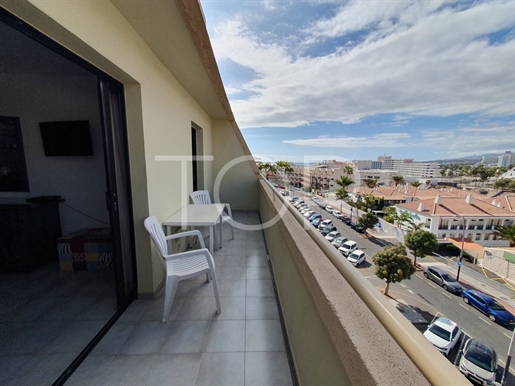 Nice one-bedroom apartment for sale next to the beach in Las Americas