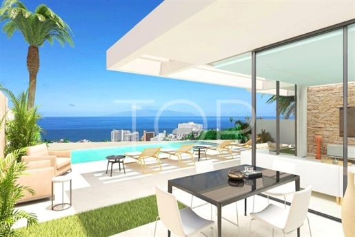 Nieuwe moderne villa te koop in de buurt van Siam Park in Costa Adeje