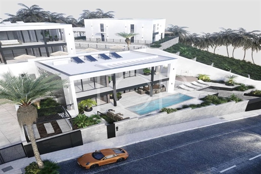 Villa di nuova costruzione con vista mare e piscina privata a San Eugenio, Adeje