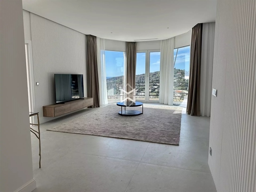 Mooi 3 kamer appartement met panoramisch uitzicht op zee