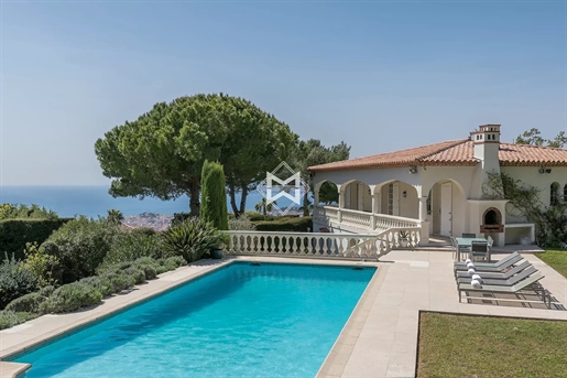 Beautiful property with panoramic sea view