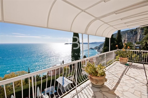 Villa in Cap d'Ail - Panoramic Sea View - Selling and Buying with Agence Bristol