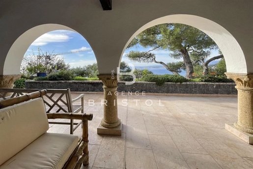 Saint-Jean-Cap-Ferrat Property - Sea View - Agence Bristol - Selling and Buying