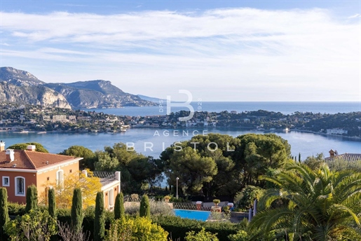 Villa in Nizza Mont Boron - Panoramablick auf das Meer - Kaufen und Verkaufen mit Bristol Agency