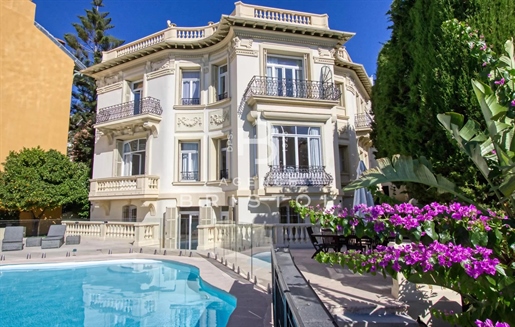 Villa in Villefranche-sur-Mer with Sea View - Belle Epoque