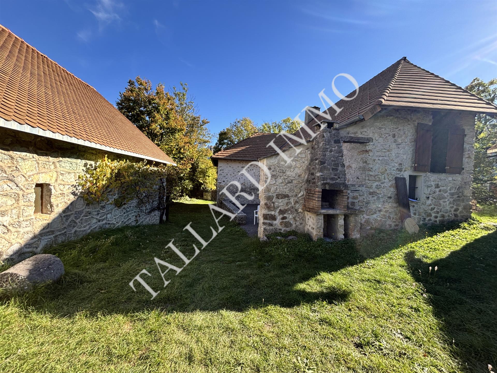 Maison à vendre, 400m², La Roche-des-Arnauds