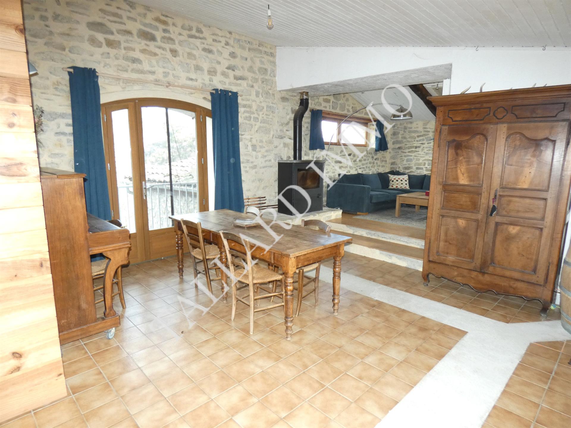 Maison à vendre, 120m², Montjay