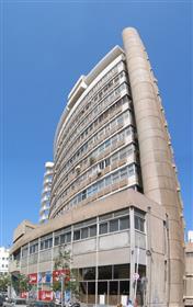 Bureau à louer, 2 000 Nis, 28M², à Tel Aviv-Yafo