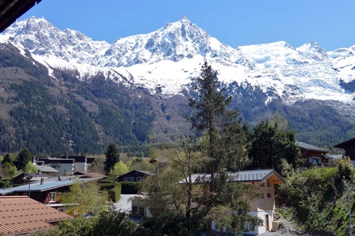 Chamonix Mont Blanc - Nära Lac des Gaillands - Utsikt över Mont-Blanc