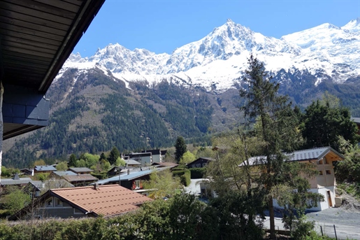 Chamonix Mont Blanc - Nära Lac des Gaillands - Utsikt över Mont-Blanc