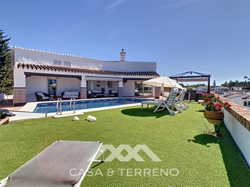 A vendre: Superbe villa moderne, Caleta de Vélez, Andalousie