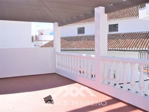 For sale, Townhouse and Commercial Premises, Canillas de Aceituno, Malaga, Andalusia