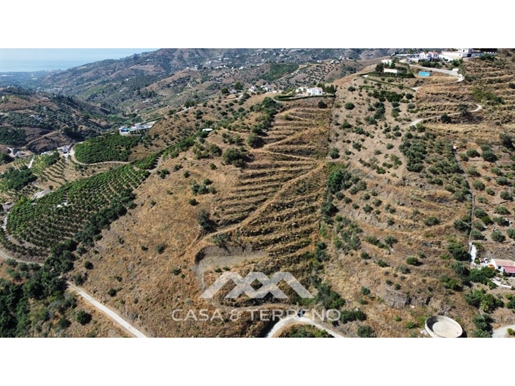 For sale: Plot with 1 million liters of water and possibility of 2 small houses, Frigiliana, Andalus