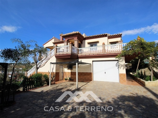 For sale, villa, Algarrobo-costa