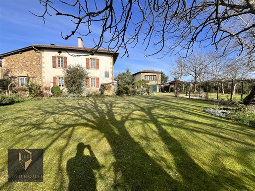 Manor House - T7 - 270 M2 - Swimming Pool - Outbuildings - Park - Pyrennée
