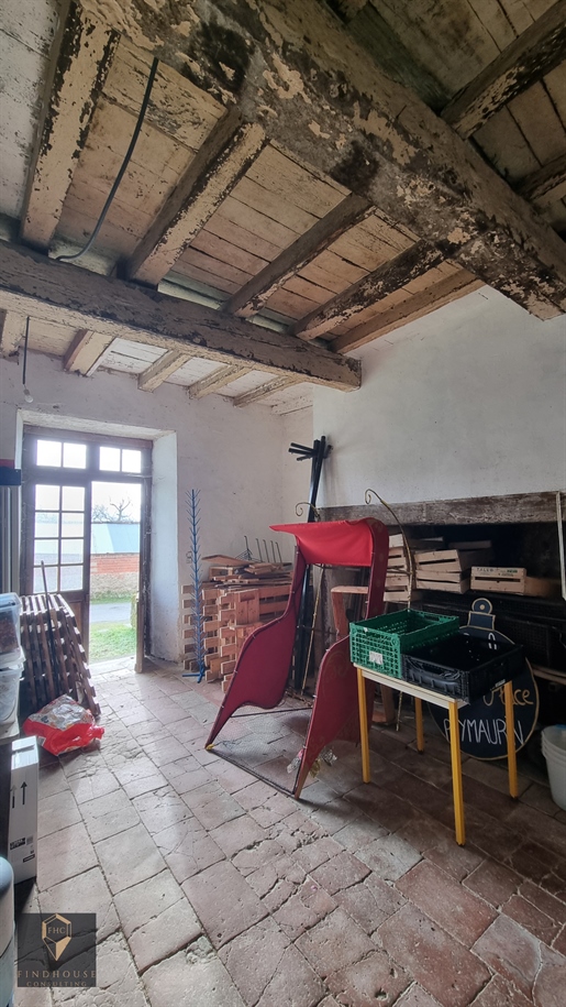 Real estate complex with former presbytery to renovate 380 m2, 12 rooms Garage / Garden