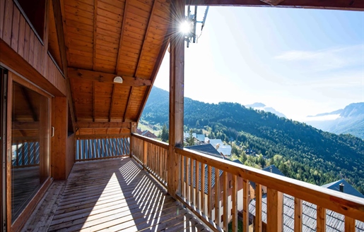 7 bedroom chalet just 200m2 from the slope arrival and departure of the the cable car (A) (Ap)