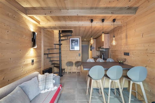 Appartement contemporain de 2 chambres plus alcôve penthouse ski in and out à vendre à Val Thorens 