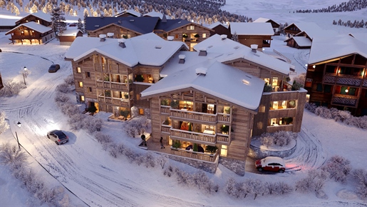 Off plan 4 bedroom apartment in a superb ski in and out location for sale in Les Gets