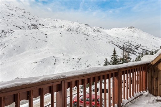 Ski in and out 5 bedroom apartment, west exposure, located in a prime area in Les Menuires (A)