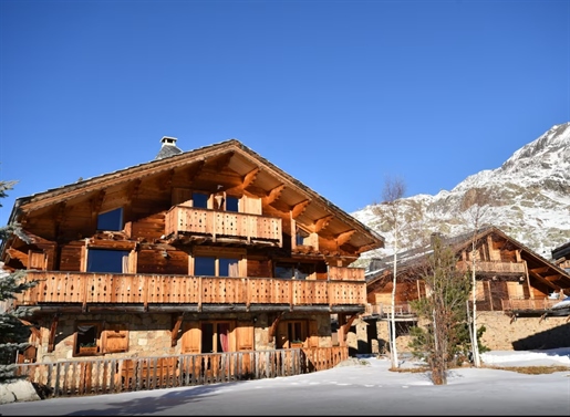 Chalet de 6 chambres skis aux pieds à vendre à l’Alpe d’Huez (A) (Ap)