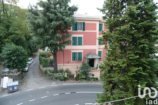 Vendita Appartamento 100 m² - 3 camere - Genova