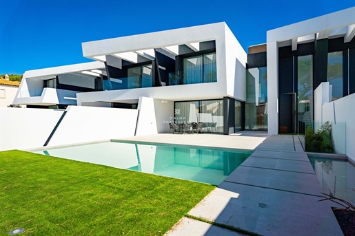 Modern Villa V3+2 - New - Swimming Pool - Garage - Vilamoura