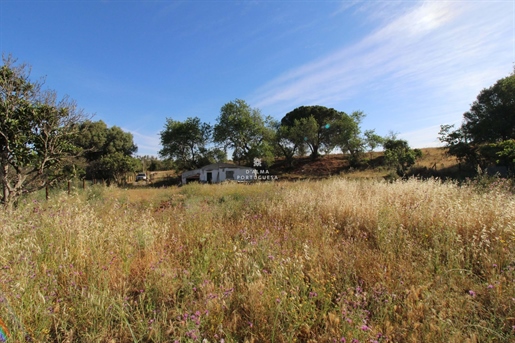 Land with Ruin for Sale | 1680m2 | Quiet Area | Boliqueime