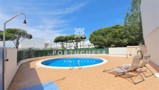 House with 3+2 Bedrooms | Garage | Swimming Pool | Vilamoura