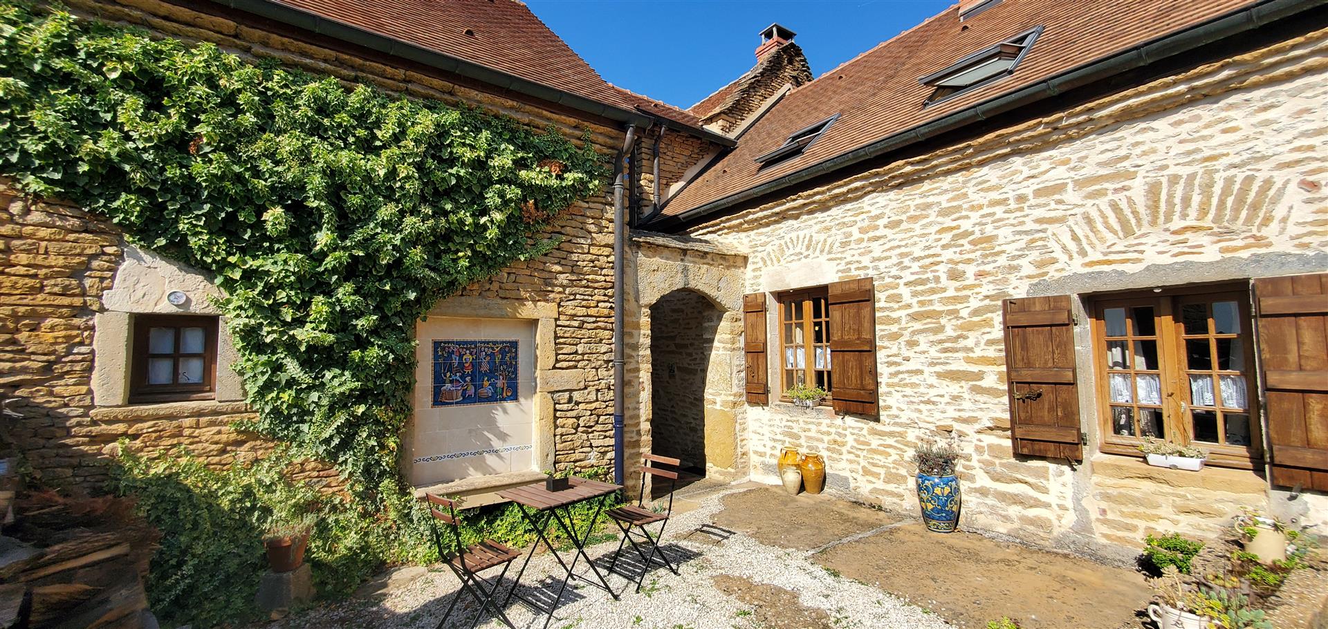 Beautifully renovated house in a lovely village close to Cluny