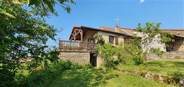 Recently renovated house on the edge of  a hamlet, good views