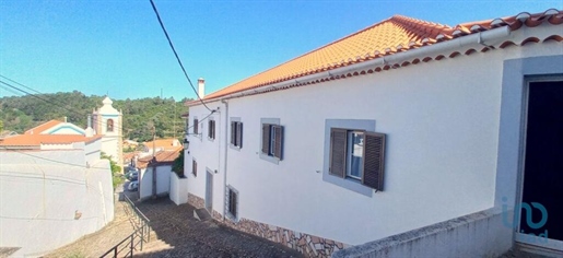 Home / Villa with 6 Rooms in Lisboa with 353,00 m²