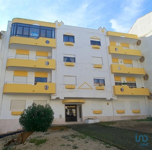 Apartamento T3 em Lisboa de 146,00 m²