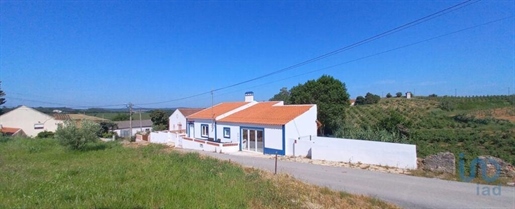 Casa / Villa T3 em Lamas e Cercal de 166,00 m²