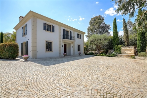Exceptional property near Mougins