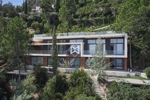Villa ultra-contemporaine avec vue mer panoramique